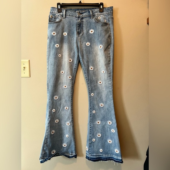 Anna-Kaci California size XXL denim daisy bell bottom jeans! Cotton spandex - Picture 3 of 11